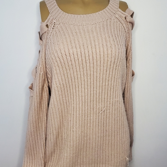 Tobi sweatshirt off shoulder with lace up sleeves - Picture 1 of 3